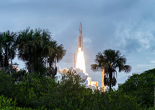 Webb liftoff on Ariane 5